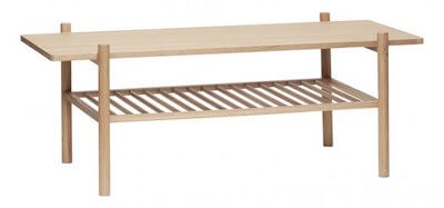 Hübsch firkantet sofabord - Flot egetræsbord med praktisk hylde