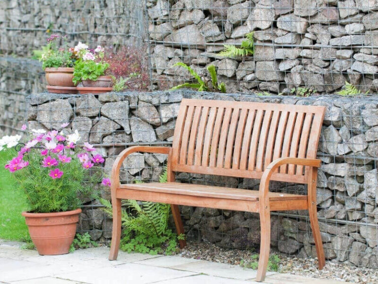 Havebænk med opbevaring – 12 flotte havebænke til dit hjem